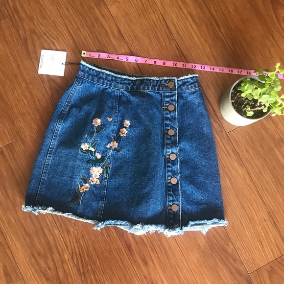 Missguided Embroidered Aline Boho Denim Skirt S - Picture 5 of 7